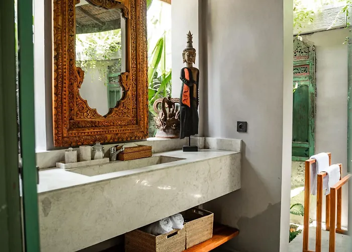 Keluk Collection, Boutique Private Pool Villas, Just Short Walk To Bingin *
