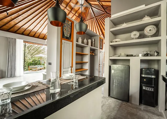 Keluk Collection, Boutique Private Pool Villas, Just Short Walk To Bingin Villa *