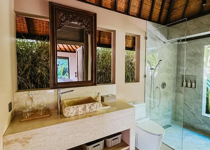 Keluk Collection, Boutique Private Pool Villas, Just Short Walk To Bingin