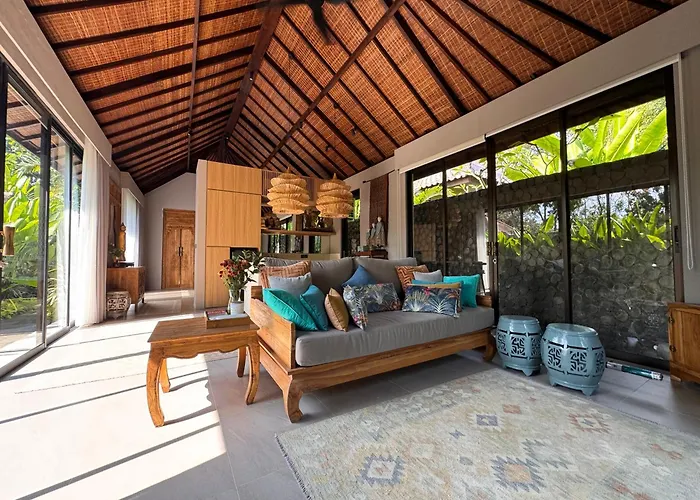 Villa Keluk Collection, Boutique Private Pool Villas, Just Short Walk To Bingin Uluwatu